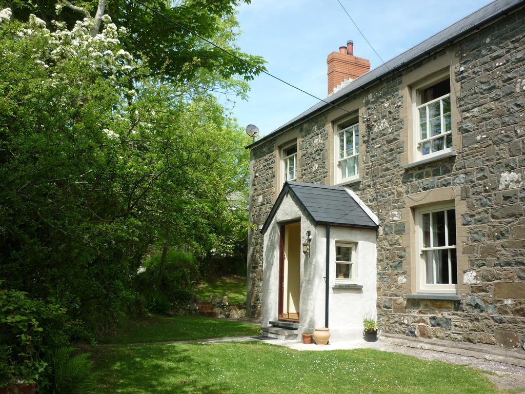 Tabor House B&B Fishguard Exterior foto